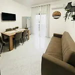 Giogio House Apartment *
